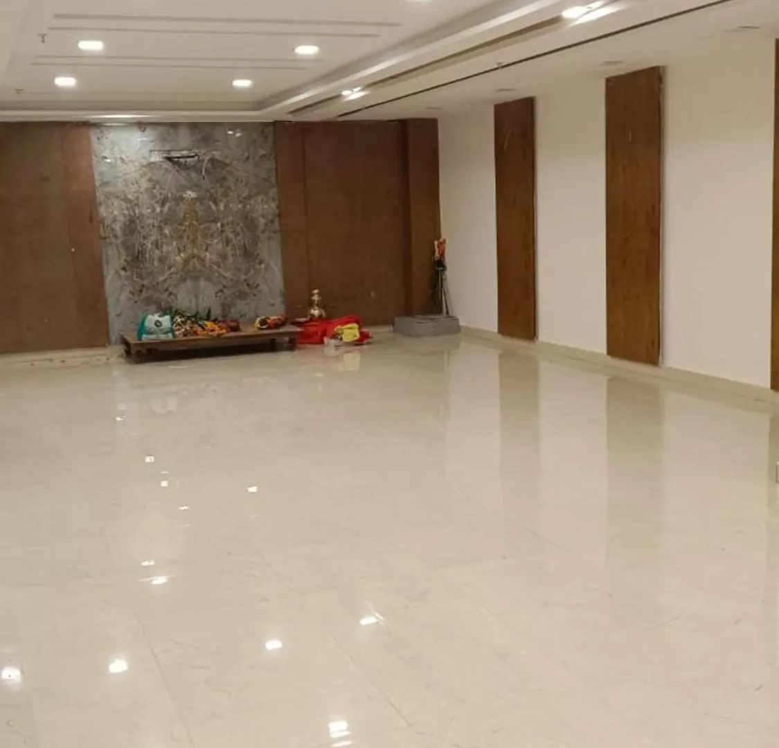 Goroomgo Kashi Inn Raj Ghat Varanasi Near Ganga Rajghat - Kashi Railway Station 500 - Kashi Vishwanath Temple - Hotel-At-Prime-Location Spacious-Room With-Wi-Fi & Parking Availability, Hotel